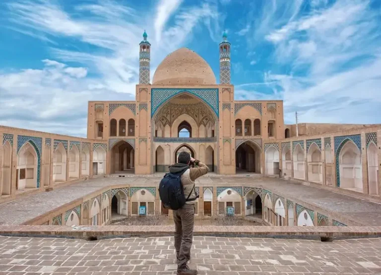 سفر به 10 شهر پرطرفدار ایران: راهنمای سفر و جاذبه‌ها